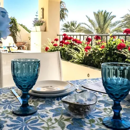 Apartment La Buganvilla De *